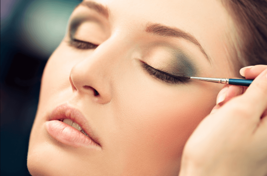 Eye Contouring Tips for Women